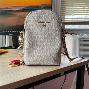 MICHAEL KORS crossbody white bag